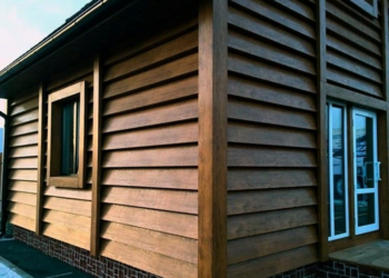 “American”: rules for cladding the facade with an overlap board