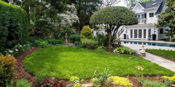How to decorate an American style garden