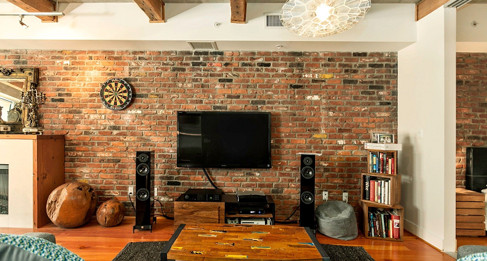 Brick-wooden walls: the concept and rules of construction