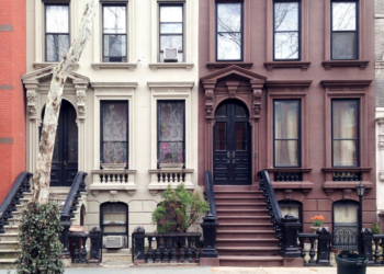 How to make a separate entrance to the apartment and a few rules