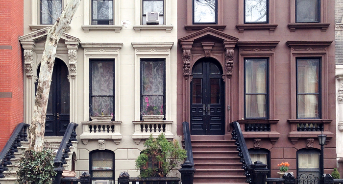 How to make a separate entrance to the apartment and a few rules