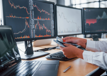 Trading with the admiralsFX platform: advantages and features