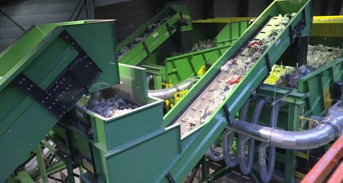 Recycling in small spaces: efficient equipment for urban areas