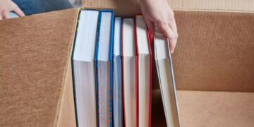 How to pack books for moving