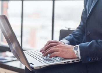 Main advantages of trading with the Neoprofit platform and useful tips