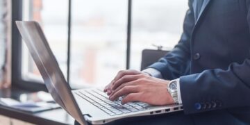 Main advantages of trading with the Neoprofit platform and useful tips