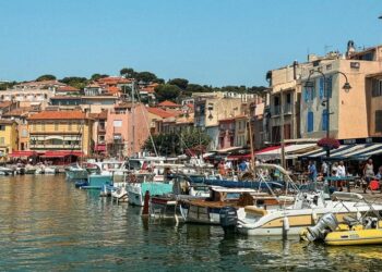 Luxury on the waves: exploring the world’s most extravagant yachts