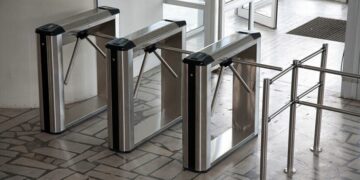 Обзор видов турникетов их преимущества и правила установки для безопасности и контроля