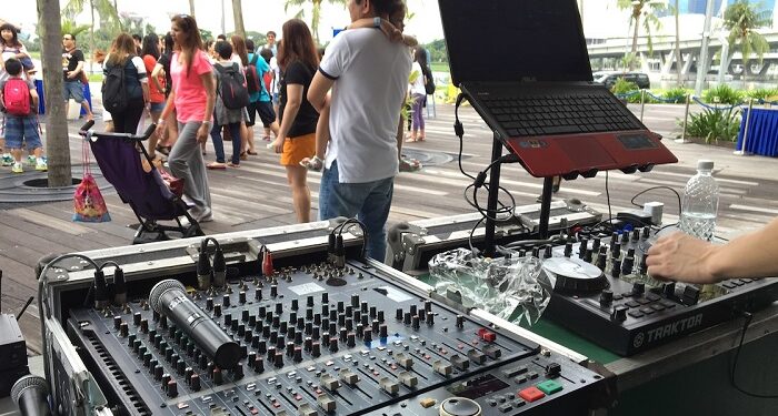 Sound system rental in the UAE: an overview of Event Rental services and their advantages