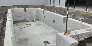 Concrete pool construction: from design to waterproofing and finishing